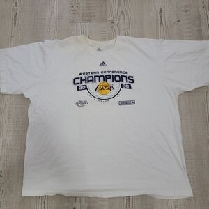Vintage Adidas Lakers Champions T-Shirt